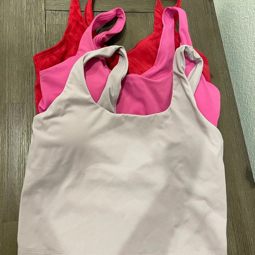 Set of Three Fitness Workout Tank Tops in Pink, Red, & Light Lavender SZ Medium - Picture 2 of 6